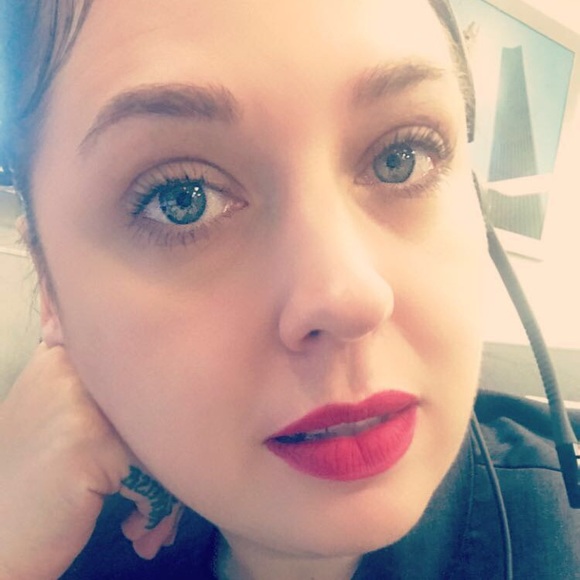 Meet your Posher, Sumi - Picture 1 of 1